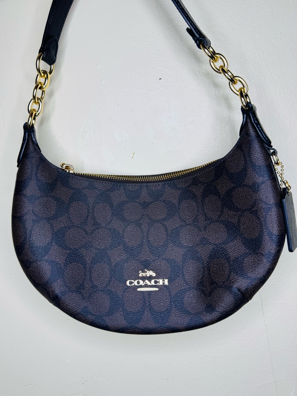 Coach Payton hobo regular size Shoulder Bag in Brown and Black Gold Hardware